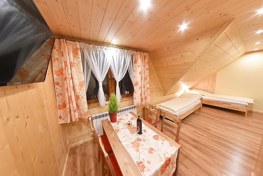 Apartamenty U Piekorza Шафляри Стая снимка